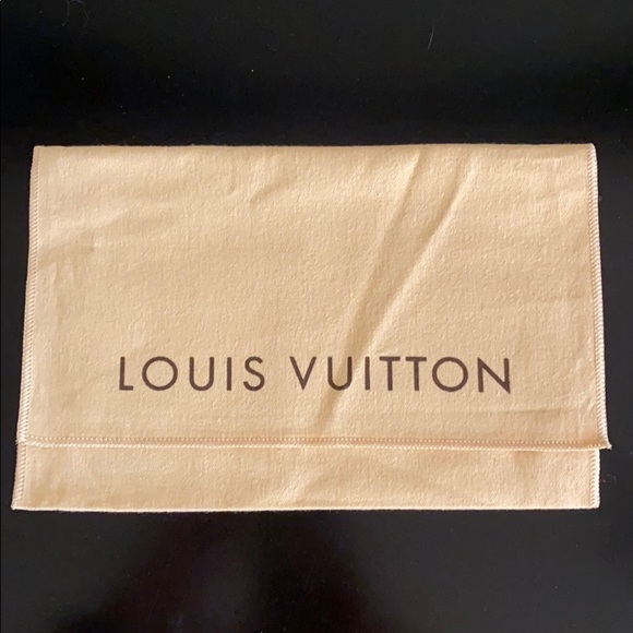 Authentic Louis Vuitton cloth cover/dust bag